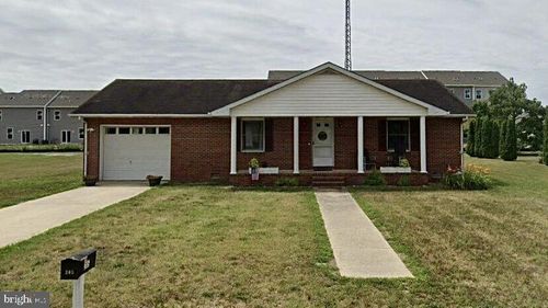 305 Earlee Ave, Bridgeville, DE, 19933-1303 | Card Image