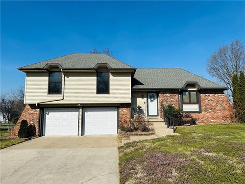 109 S Vansant St, Clinton, MO, 64735-2473 | Card Image