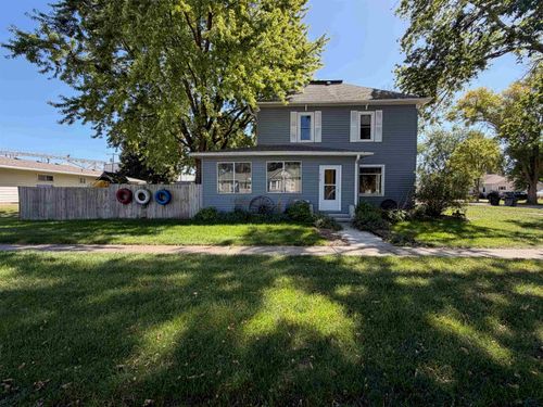 210 S 3rd St, Jefferson, SD, 57038-2053 | Card Image