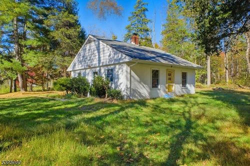 50 Green Pond Rd, Belvidere, NJ, 07823-2519 | Card Image