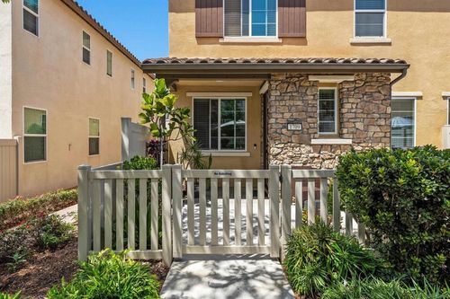 1709 Frangipani Ave, Chula Vista, CA, 91913-3295 | Card Image