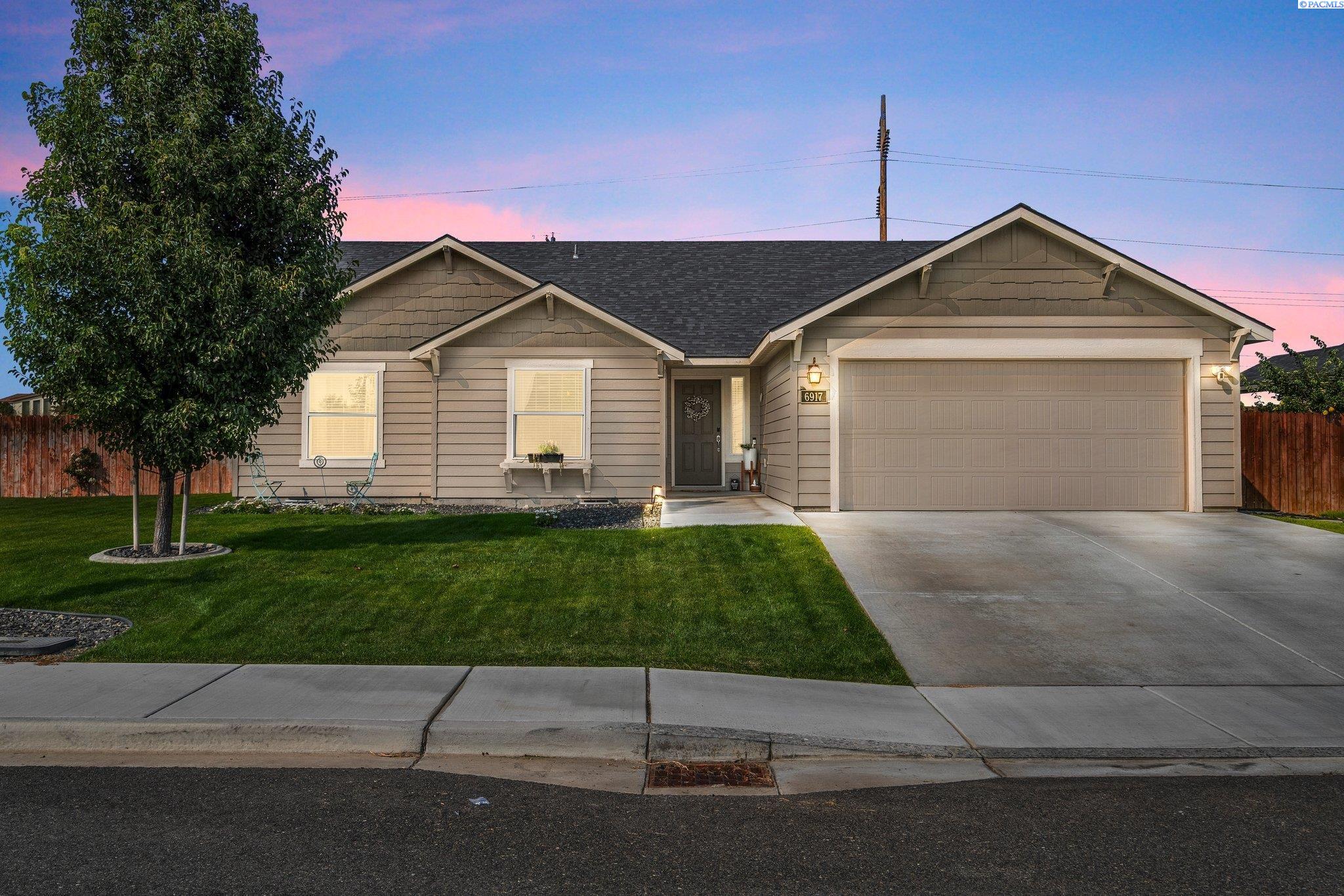 Crooked River Ct, Pasco, WA 99301