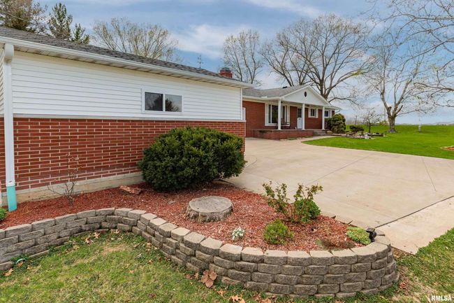 4902 106 Th Ave, House other with 3 bedrooms, 3 bathrooms and null parking in Milan IL | Image 14