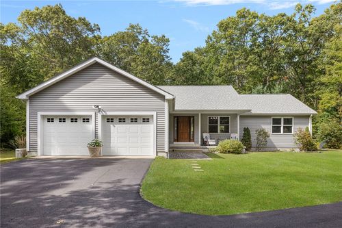 21 Boulder View Dr, Hope, RI, 02831-1631 | Card Image