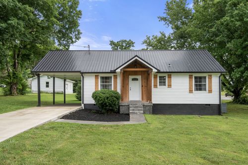 100 Brook Dr, Dickson, TN, 37055-1059 | Card Image