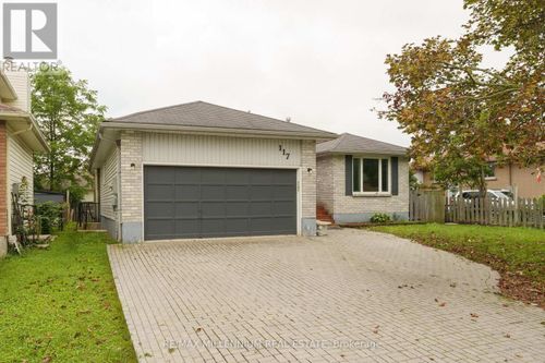 117 Rose St, Barrie, ON, L4M2T6 | Card Image