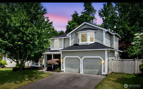 3035 Carbon Ridge St, Enumclaw, WA, 98022-8301 | Card Image