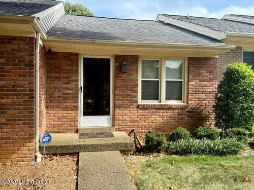 10415 Cottonwood Ct, Louisville, KY, 40223-5383 | Card Image