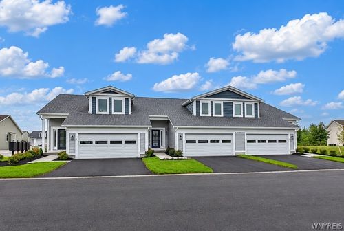 2-20 Cloverleaf Ct, Depew, NY, 14043-1082 | Card Image