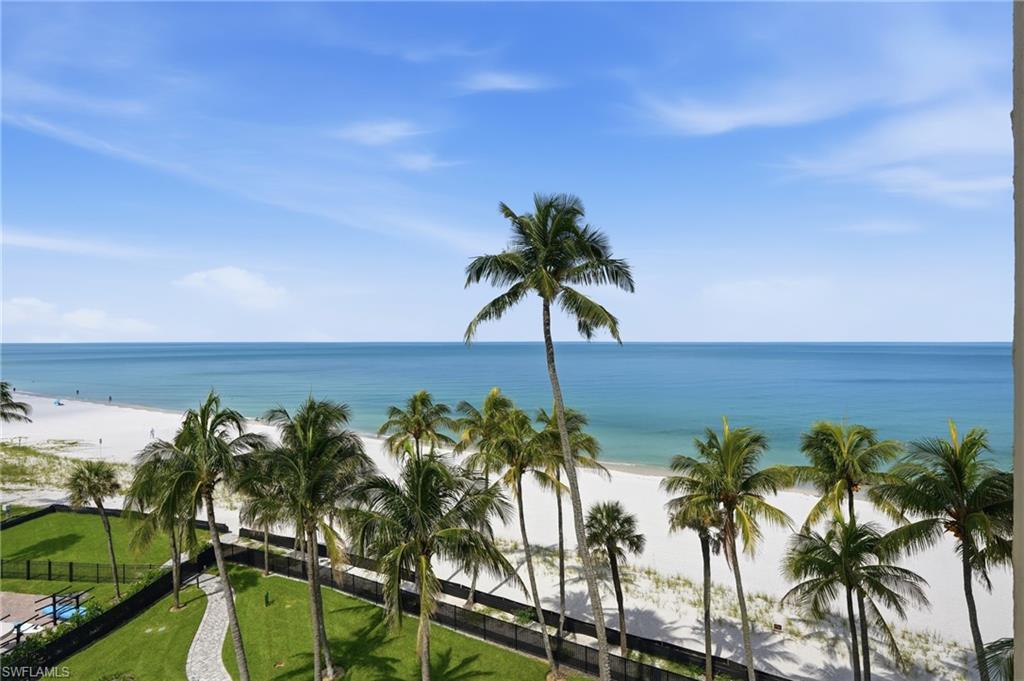 Residential in NAPLES 2