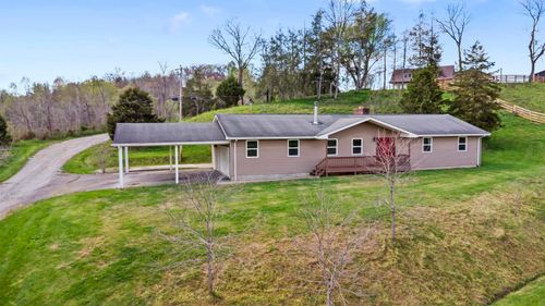 18 Oriole Ln, Catlettsburg, KY, 41129-8793 | Card Image