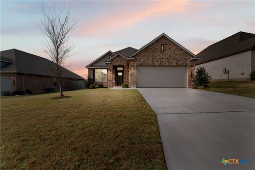 5725 Red Fish Ct, Belton, TX, 76513-4675 | Card Image