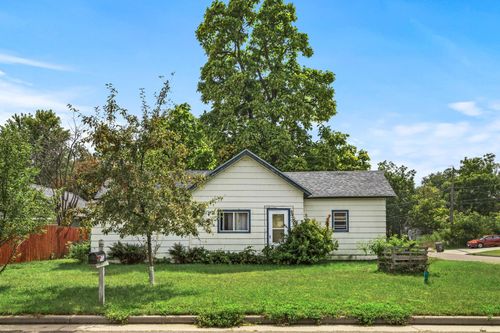 1643 Ludgate St, Chippewa Falls, WI, 54729-2017 | Card Image