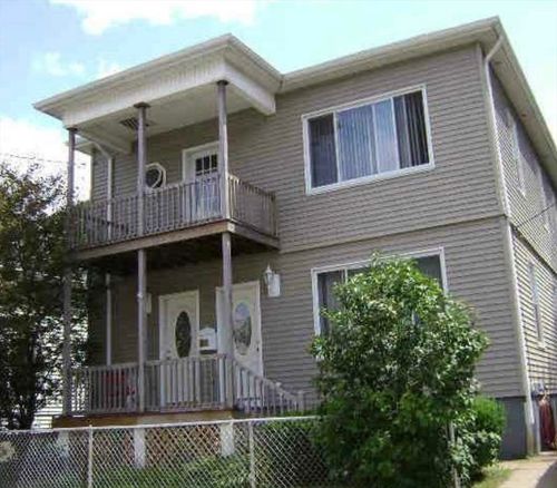 1-53 Chaplin St, Pawtucket, RI, 02861-1903 | Card Image