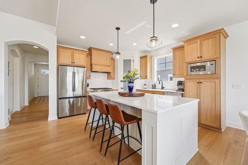 6621 Harvest Trl, Chaska, MN, 55318-5011 | Card Image