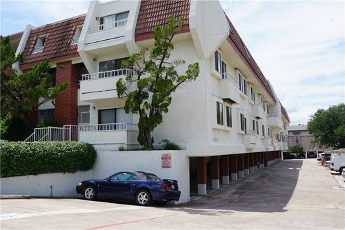 apt-212-3115 Helms St, Austin, TX, 78705-3053 | Card Image