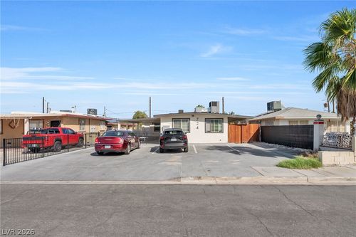 724 N 9th St, Las Vegas, NV, 89101-2508 | Card Image