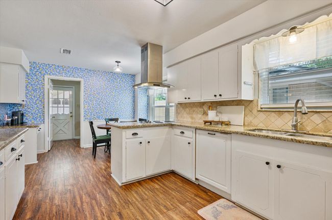 Back entry open to kitchen and breakfast | Image 24
