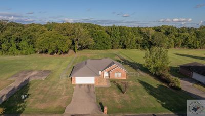 4 Hunnington Drive, House other with 3 bedrooms, 2 bathrooms and null parking in New Boston TX | Image 1