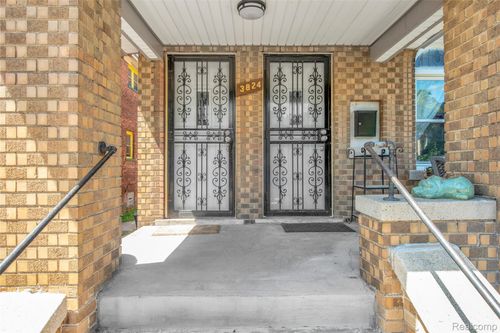 3824 Tyler St, Detroit, MI, 48238-5211 | Card Image