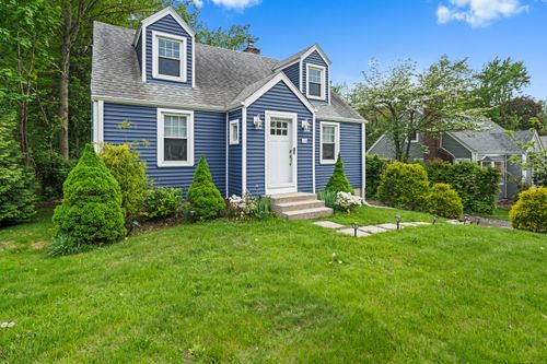 124 Midian Ave, Windsor, CT, 06095-4223 | Card Image