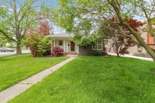 248 Fairfield Ave, Bellevue, OH, 44811-1010 | Card Image
