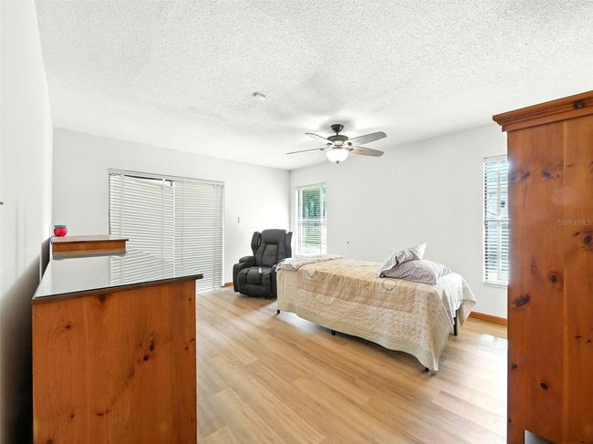 1053 Cavern Dr, House other with 4 bedrooms, 2 bathrooms and null parking in APOPKA FL | Image 5