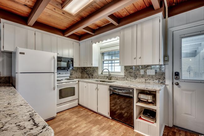 1120 S Waccamaw Dr, House other with 6 bedrooms, 3 bathrooms and 4 parking in Murrells Inlet SC | Image 19