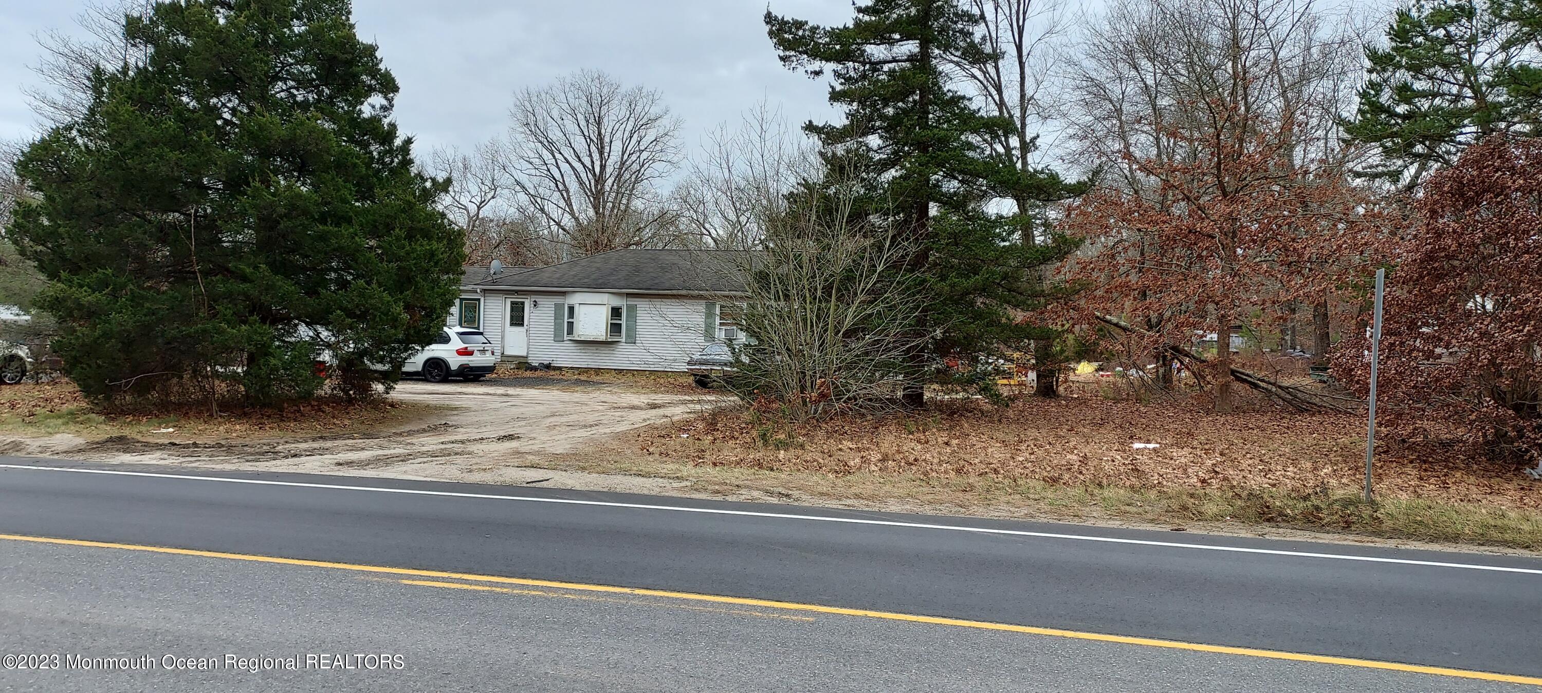 Toms River Rd, Jackson, NJ 08527