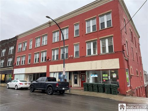 212-218-218 E 2nd St, Jamestown, NY, 14701-5478 | Card Image