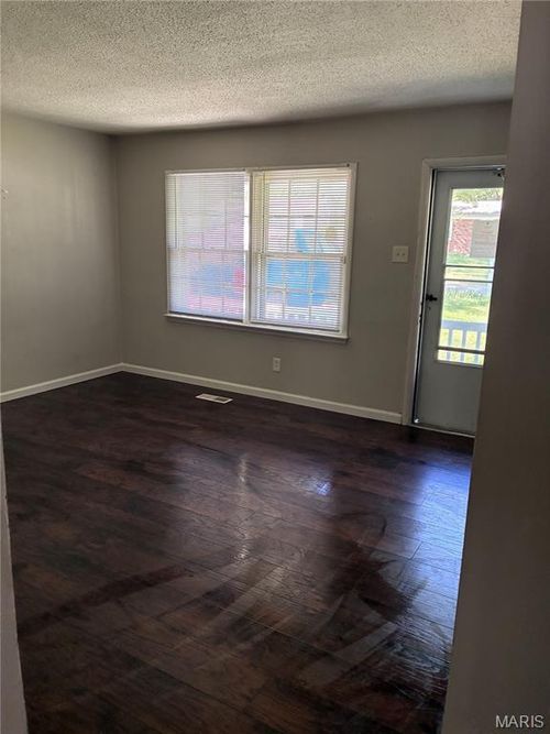 1506 Redman Blvd, Saint Louis, MO, 63138-2546 | Card Image