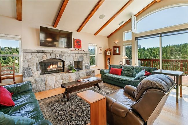 26855 Inyo Ct, House other with 3 bedrooms, 3 bathrooms and 2 parking in Lake Arrowhead CA | Image 14