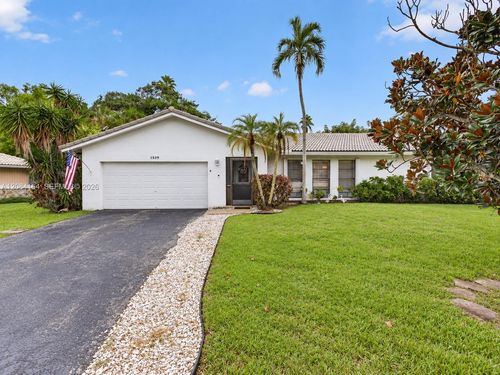 1539 Nw 110th Ter, Coral Springs, FL, 33071-6436 | Card Image