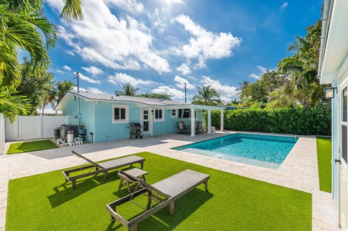 329 3rd Rd, Key Largo, FL, 33037-4802 | Card Image