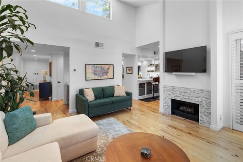 313-17711 Margate St, Encino, CA, 91316-3212 | Card Image