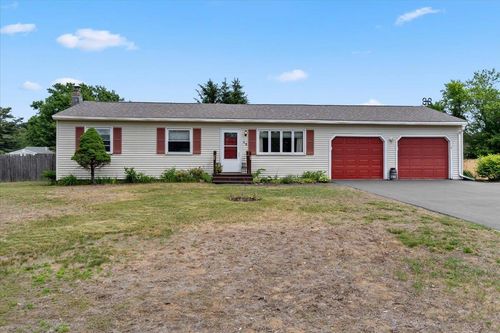 48 Meadow Rd, Milton, VT, 05468-3749 | Card Image