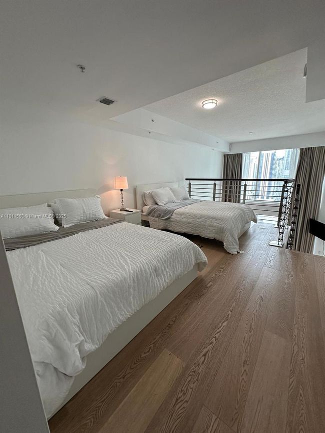APT-1806 - 41 Se 5 Th St, Condo with 1 bedrooms, 2 bathrooms and null parking in Miami FL | Image 12
