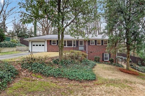 2560 Skyland Trail Ne, Brookhaven, GA, 30319 | Card Image