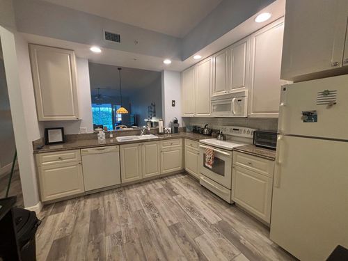 unit-101-35 Harbour Isle Dr W, Fort Pierce, FL, 34949-2787 | Card Image