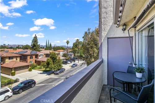 323-20253 Keswick St, Winnetka, CA, 91306 | Card Image