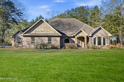 20401 Farm Rd, Vancleave, MS, 39565-5139 | Card Image