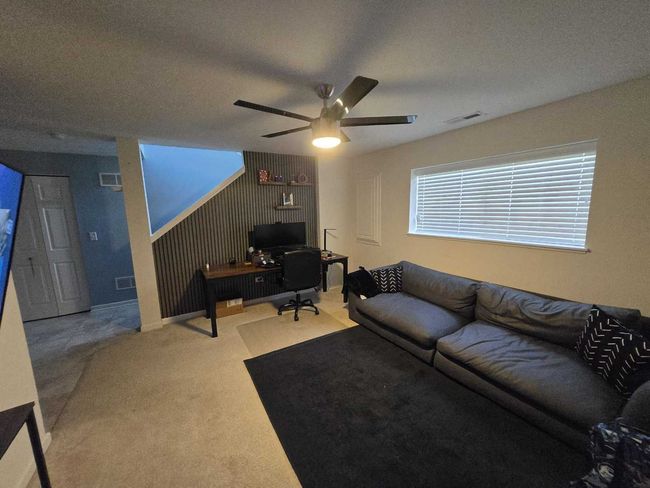 231 Lionel Dr, Townhouse with 3 bedrooms, 3 bathrooms and 2 parking in Grayslake IL | Image 25