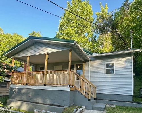 120 Templeton St, Appalachia, VA, 24216-2134 | Card Image