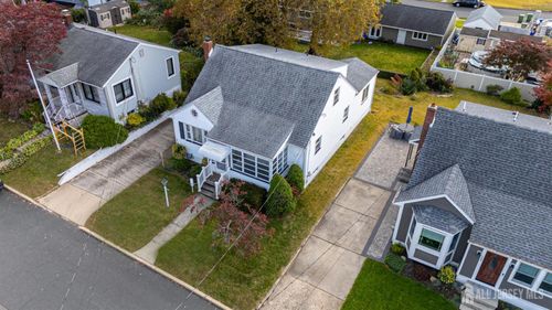 161 Manor St, South Amboy, NJ, 08879-2134 | Card Image