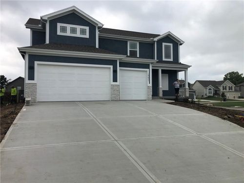 19621 197th Ter, Spring Hill, KS, 66083-8615 | Card Image