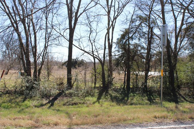 ESTIMATE OF WHERE THE PROPERTY STARTS ON THE NORTH​​‌​​​​‌​​‌‌​‌‌​​​‌‌​​‌‌​‌​​​​​‌ SIDE | Image 10
