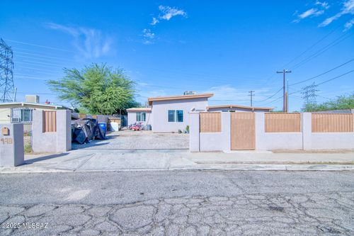 973 W Connecticut Drive, Tucson, AZ, 85706 | Card Image