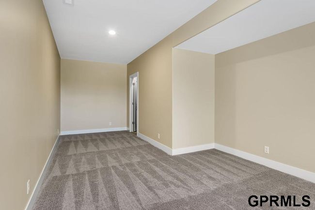 1325 Copper Mountain Dr, House other with 3 bedrooms, 3 bathrooms and 3 parking in Crescent IA | Image 38