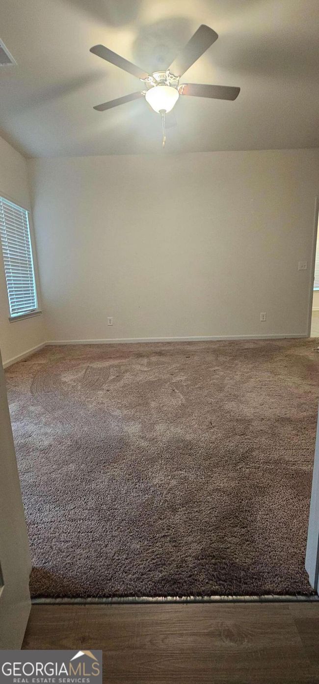 188 Graham Cir, House other with 3 bedrooms, 2 bathrooms and 2 parking in Adairsville GA | Image 6
