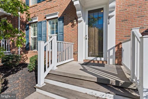 220 Shaw St, MECHANICSBURG, PA, 17050-4113 | Card Image